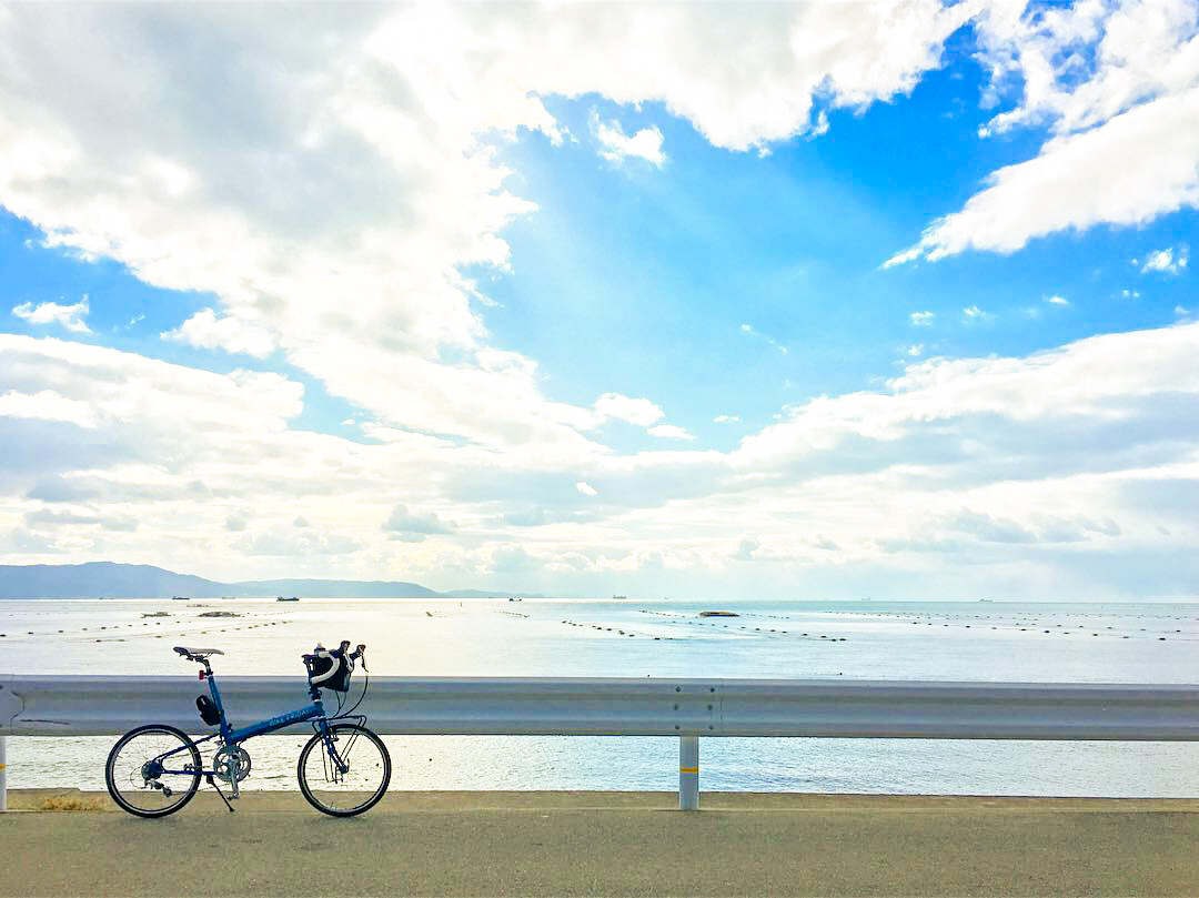 播磨サイクリングロードの海が見える風景
